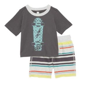 New w/tags Tea Collection 2 piece set 3-6m